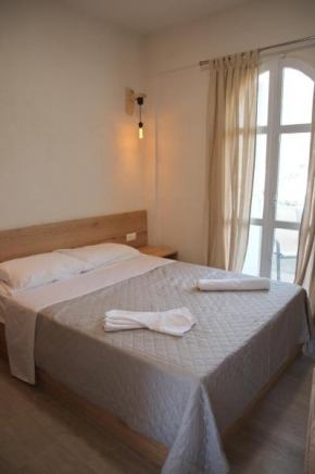 Bella Elena Apartments
